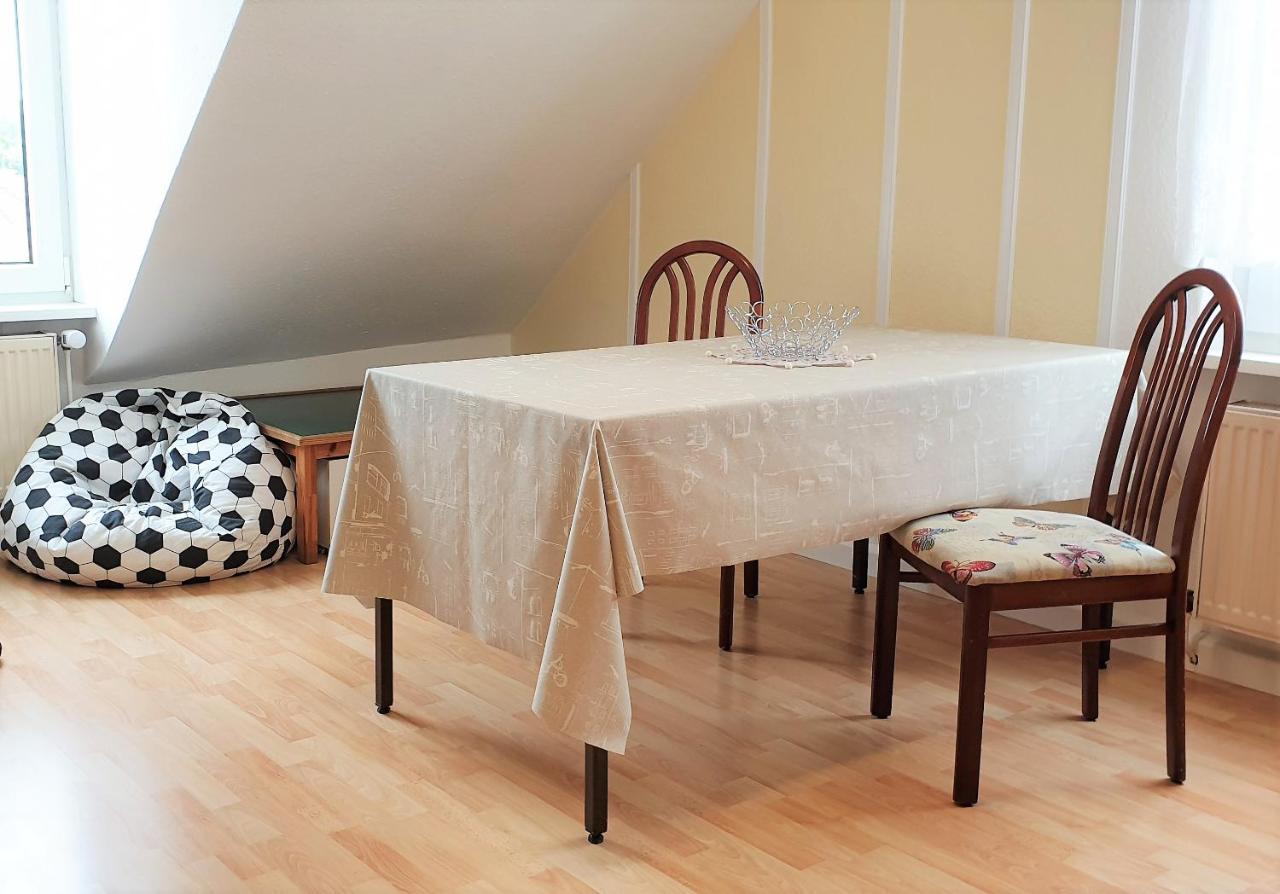 Apartment Bayreuth, Grosse Ferienwohnung Im Haus Mit Kunst, 3 Schlafzimmer, Kueche, Parkplatz 외부 사진
