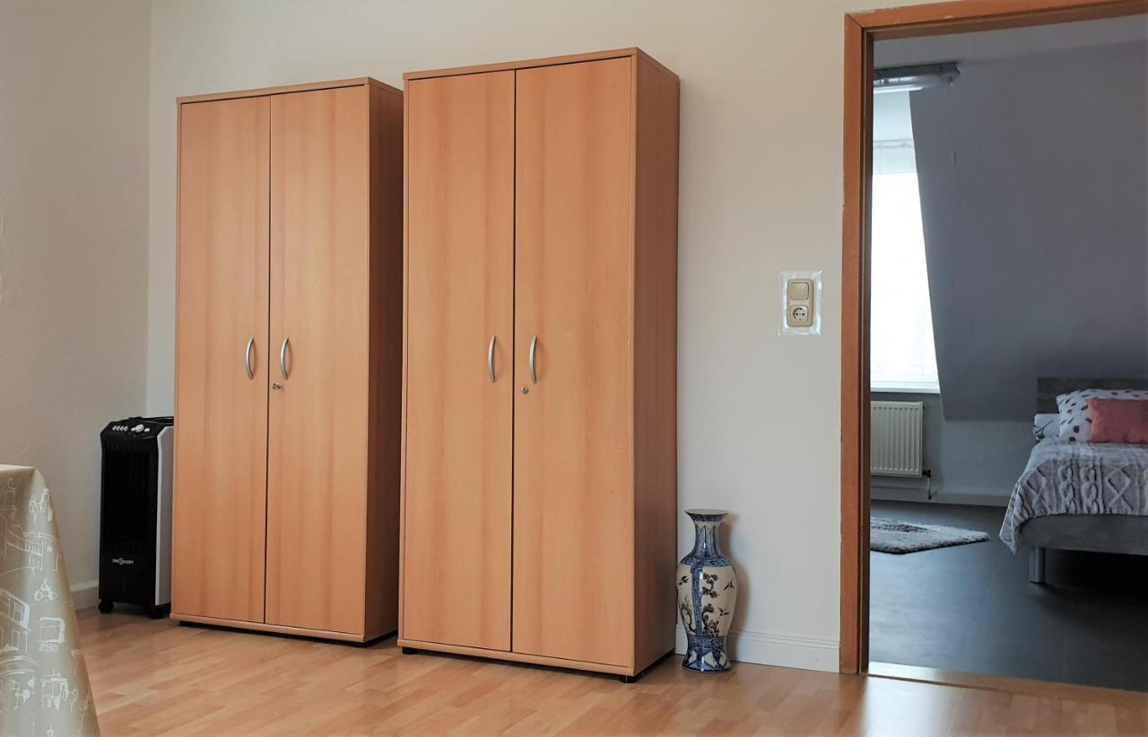 Apartment Bayreuth, Grosse Ferienwohnung Im Haus Mit Kunst, 3 Schlafzimmer, Kueche, Parkplatz 외부 사진